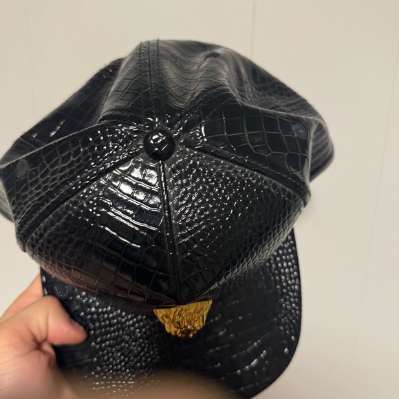 Rare fashion lion snapback! - Picture 3 of 5